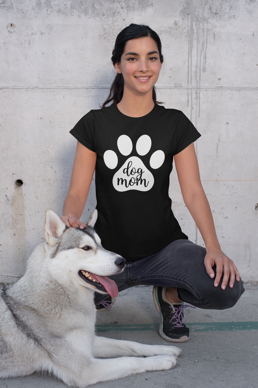 Dog Mom T-shirt