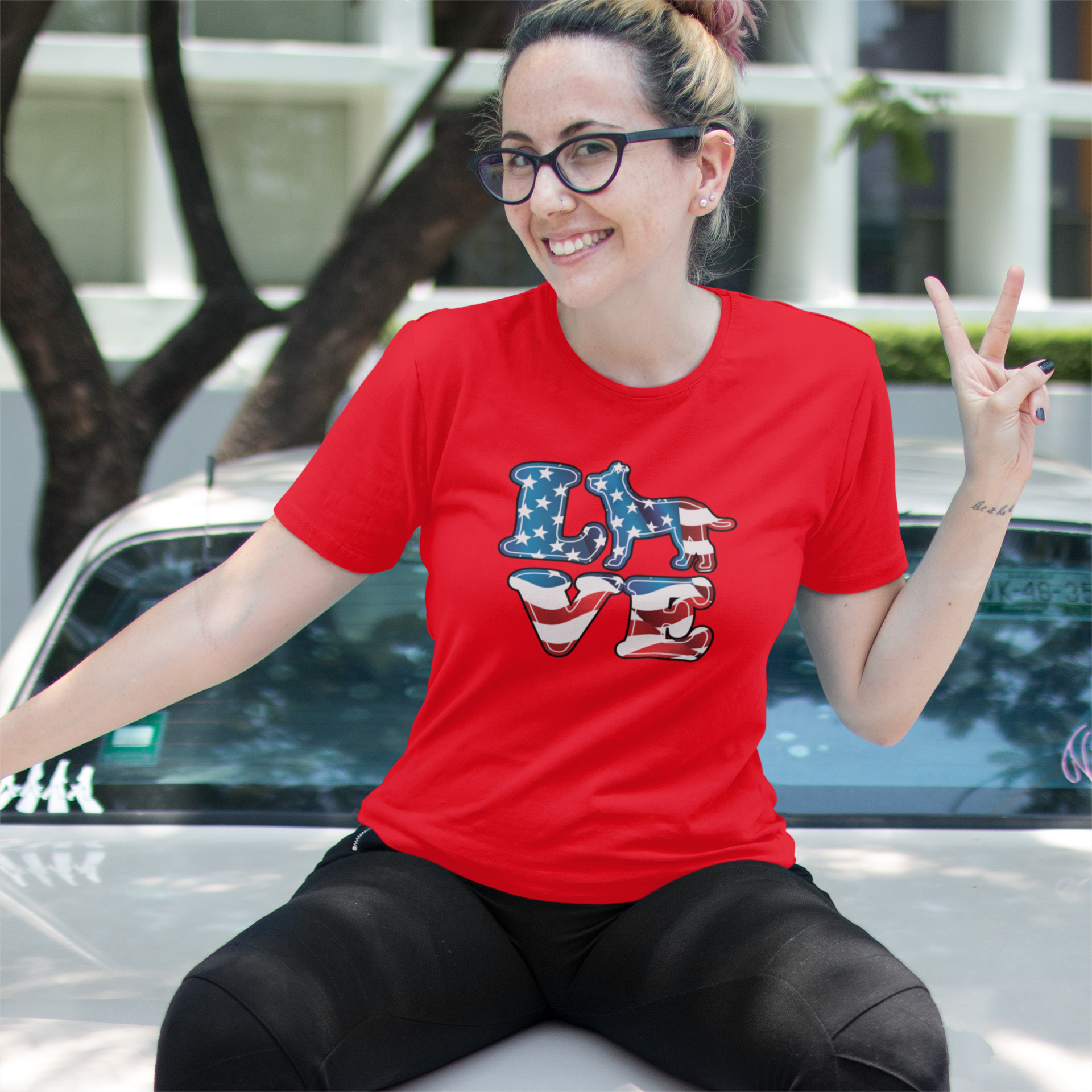 Love dogs USA T-shirt