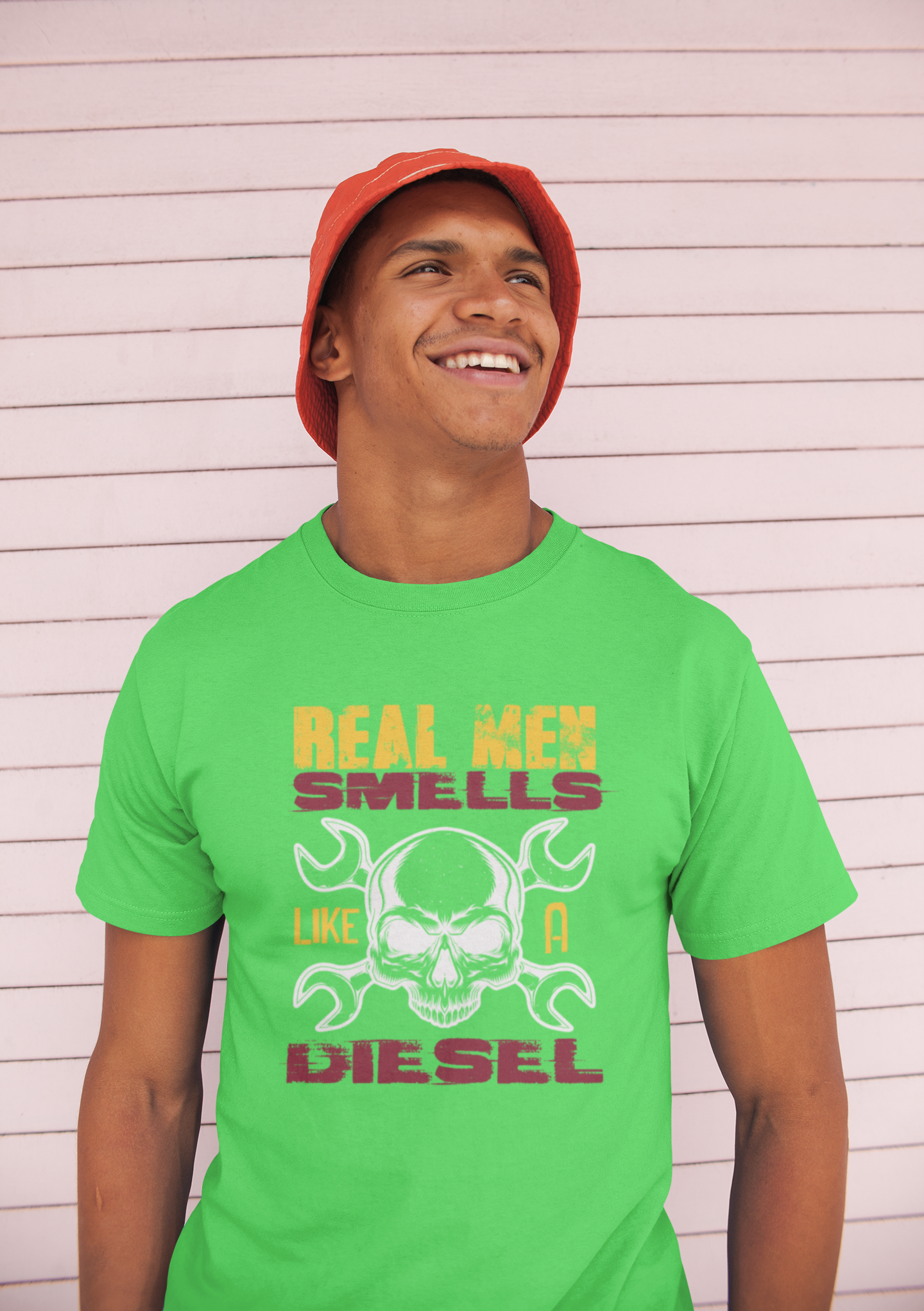 Real-Men-Smells-like-A-Diesel T-shirt